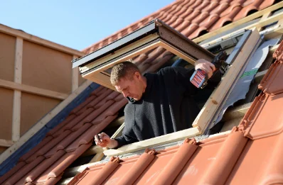 Pose de fenêtres de toit Velux à Briastre